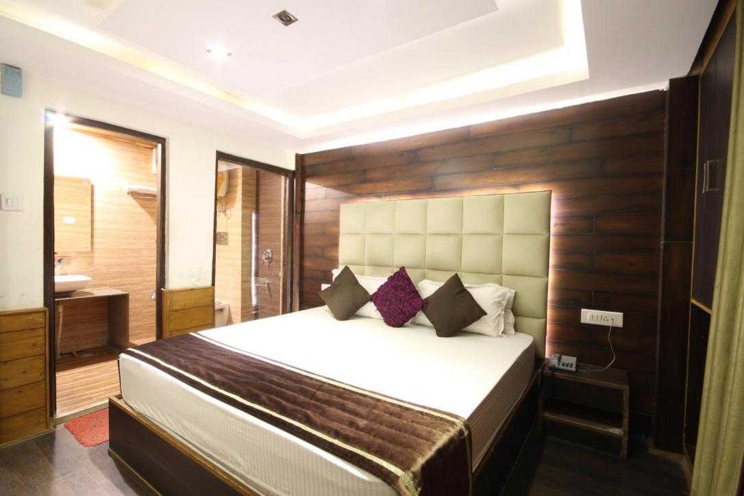 Hotel Sunrise Shimla Esterno foto